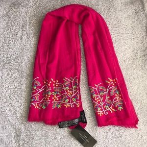 Zara scarf special edition